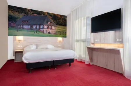 The Originals City, Hôtel Acadine, Pont-Audemer Отели в г. Эпегар