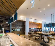 Media One Hotel Dubai - Bars