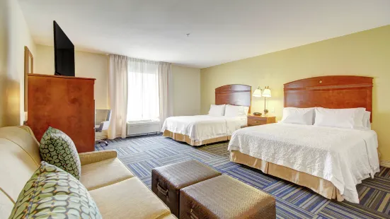 Hampton Inn & Suites Alexandria