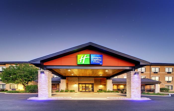 Holiday Inn Express & Suites AURORA - NAPERVILLE by IHG