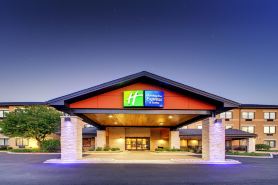Holiday Inn Express & Suites AURORA - NAPERVILLE by IHG