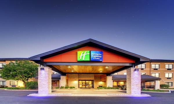 Holiday Inn Express & Suites Aurora - Naperville by IHG