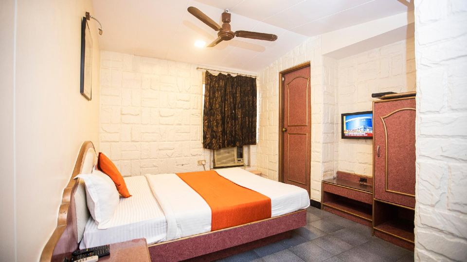 Hotel Platinum Inn