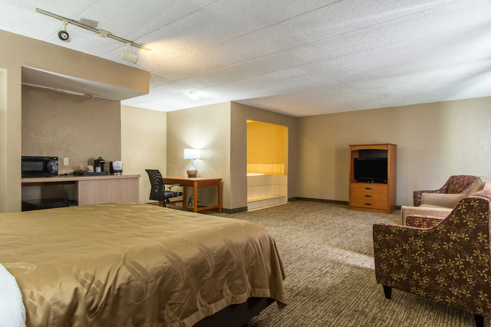 Quality Inn Wickliffe - Cleveland East