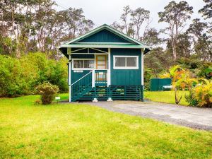 Lava Lodge at Hale Kilauea