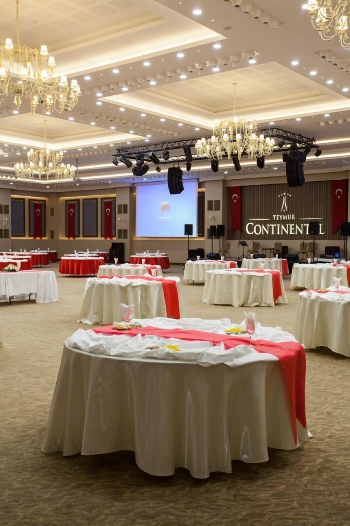 Teymur Continental Hotel