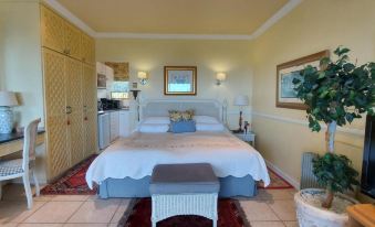 Roosboom Luxury Studio - with Sea View and Kitchen, Ideal for 2 Guests, Capetown