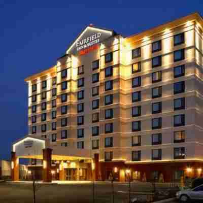 Fairfield Inn & Suites Montreal Airport Hotel Exterior