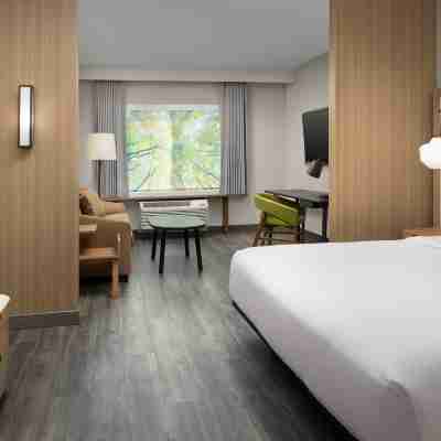 Fairfield Inn & Suites Gainesville I-75 Rooms