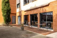 Clarion Aparthotel Toulouse Blagnac Airport