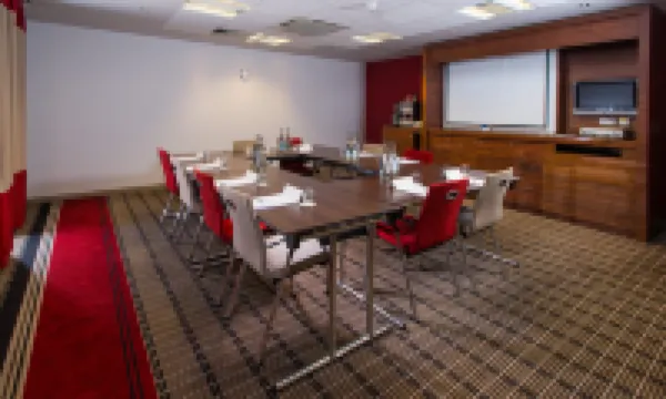 Holiday Inn Express EAST MIDLANDS AIRPORT by IHG - que admiten mascotas