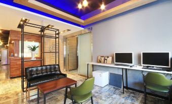 Java Hotel