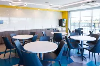 Microtel Inn & Suites by Wyndham Milford - sarapan