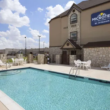Microtel Inn & Suites by Wyndham Odessa