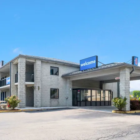 Motel 6 London, KY