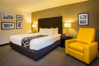 La Quinta Inn by Wyndham Oshkosh Hotel di Oshkosh