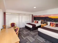 Mercure Alice Springs Resort Hotels in Элис Спрингс
