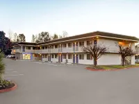 Motel 6 Troutdale, or - Portland East Hotels in Multnomah County