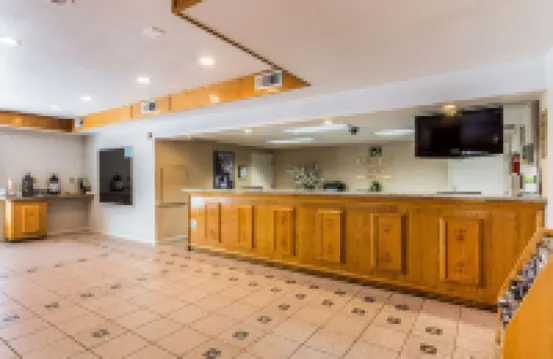 ควอลิตี้อินน์ เฟรสโน ใกล้มหาวิทยาลัย