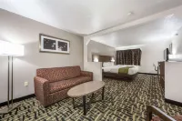 Quality Inn & Suites Omaha Chalco Hotels in Millard