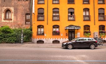 Hotel Ares Milano