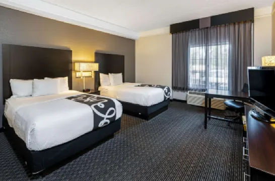 La Quinta Inn & Suites by Wyndham Mesa Superstition Springs Hotels in Mesa