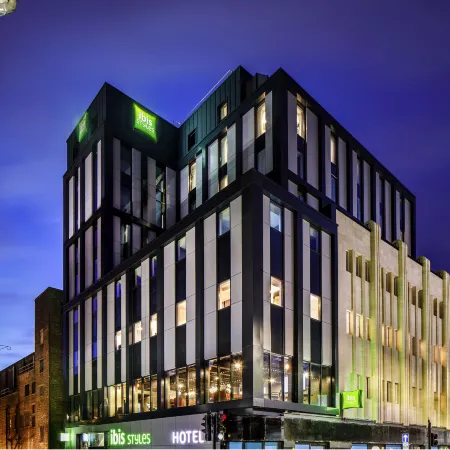 Spark by Hilton London Romford Отели рядом с достопримечательностью «Район Хейнолт»