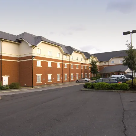 Premier Inn Warrington (M6/J21)