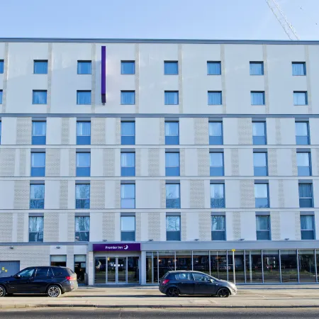 Premier Inn Slough Central South
