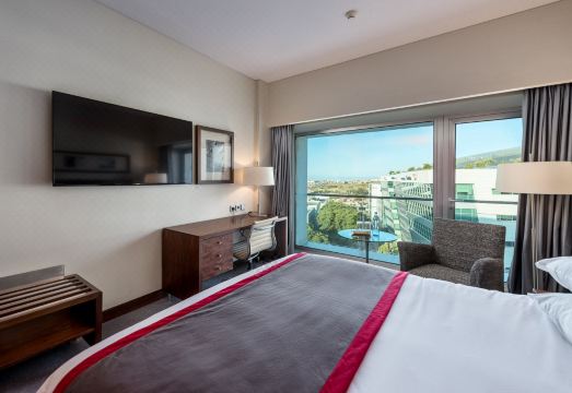 4. 라고아스 파크 ..