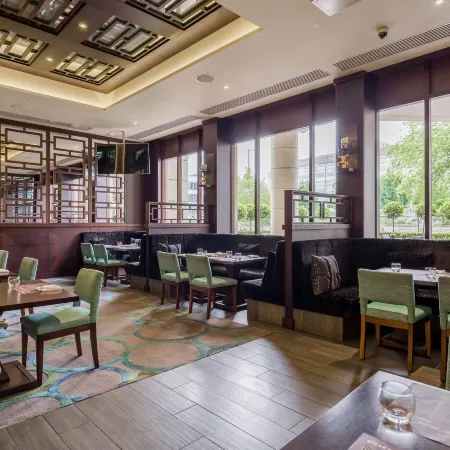 Radisson Blu Hotel, London Heathrow