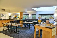 Road Lodge Randburg - พร้อมอาหารเช้า