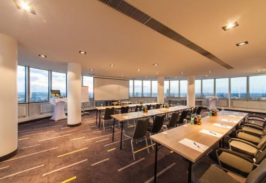 Garner Hotel Berlin - Spandau