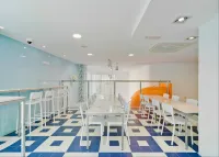 Loopinn Hostel Cartagena فنادق في Cartagena
