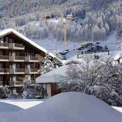 Hotel Ambassador Zermatt Hotel Exterior