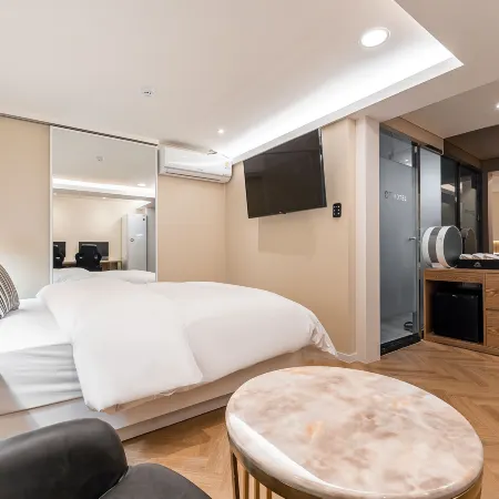 Incheon CF Motel Отели рядом с достопримечательностью «Парк Джаю»