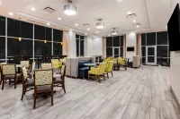 Holiday Inn Express & Suites LINCOLN DOWNTOWN by IHG - breakfast