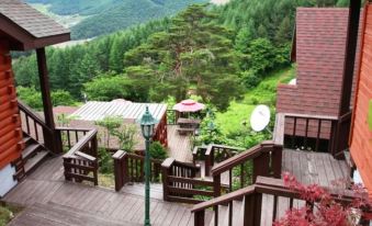 Jeongseon Starry Glow Camping Pension