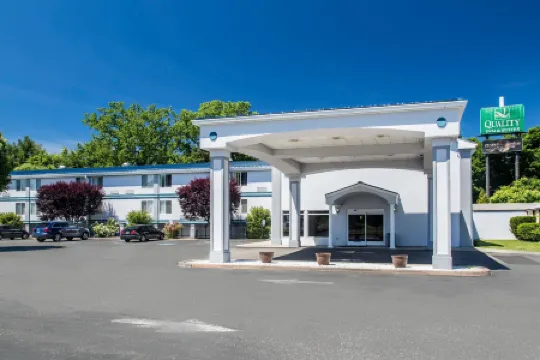 Quality Inn & Suites Danbury Near University