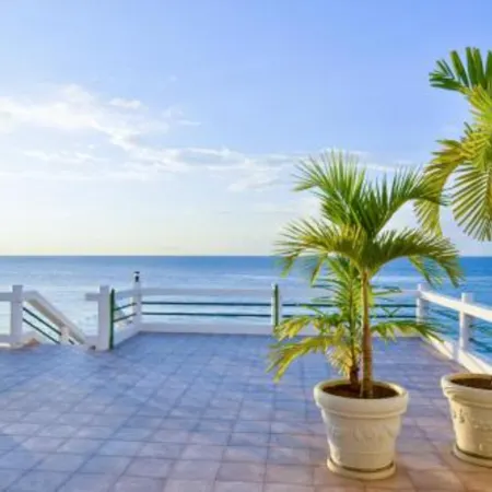 Beach House Condos, Negril