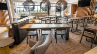 紐瓦克弗裏蒙特SpringHill Suites酒店 - 停車場