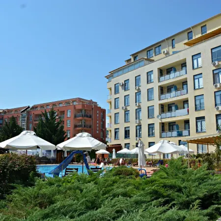 Rainbow  Aparthotel