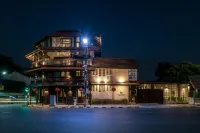 Velawarin Hotel - breakfast