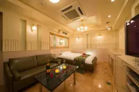 Hotel the I Adult Only