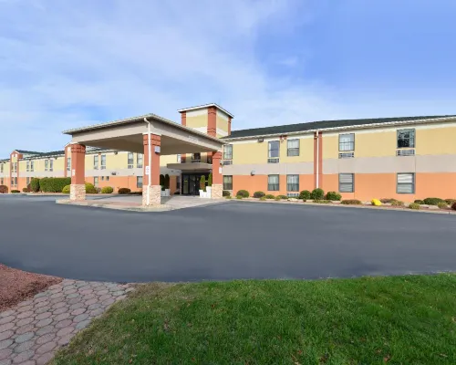 Best Western North Attleboro / Providence Beltway Hotels in Bristol County
