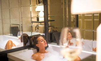 6. Palazzo ..
