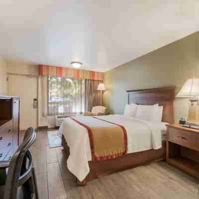 Best Western Town  Country Inn Rooms