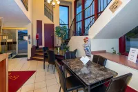Econo Lodge Hotels in Edson