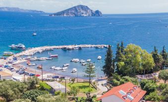 Eptanisos Beachfront Suites Zante