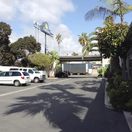Days Inn by Wyndham Oceanside